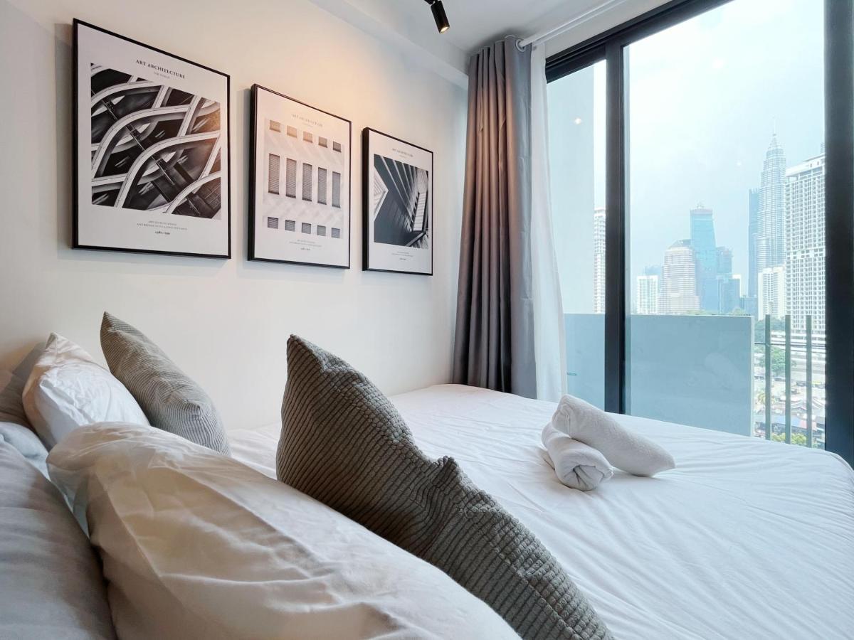 Colony By Infinitum Apartment